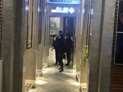 -泉上·发现DISCOVERY ·黔菜餐厅(银海元隆广场店)
