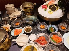 -半岛翡丽海鲜自助餐厅(观风亭店)