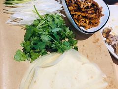 -关东小磨东北菜(上海长风大悦城店)