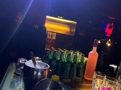 -欧米亚派对酒吧(绵阳店)