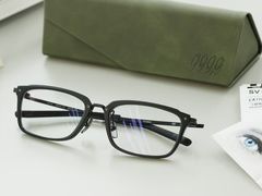 -目艮眼镜SHOWROOM(品牌集合店)