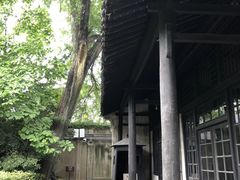 -上海市龙华烈士陵园