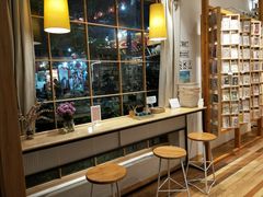 -猫的天空之城概念书店(束河店)