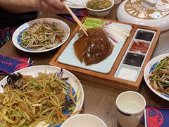 -满园烤鸭·春饼(太原街万达店)