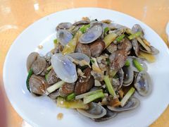 -鹏城人家海鲜酒家·23年老字号(较场尾店)