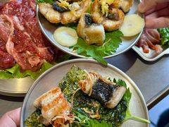 -围炉肉舍•炭烤活鳗•丹东海鲜烤肉(步行街店)