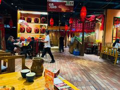 -老滇山寨•云南特色菜•地方菜•民族风情歌舞表演(金碧店)