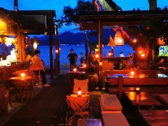 -城墙外BAR