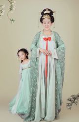 -盘子女人坊生日照·摄影馆(华强店)