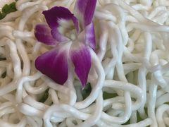 自制土豆粉-珺小七铜锅涮肉(桃园路店)
