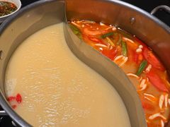-鲜入唯煮·港式海鲜牛肉火锅(金宝街店)