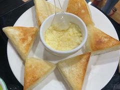 酥油奶渣饼-藏味八珍特色火锅