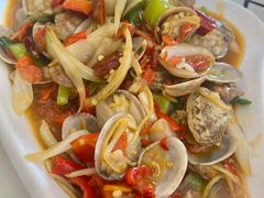 -覃记海鲜美食餐厅