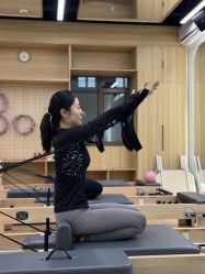 -素简女子塑形·健身普拉提