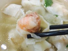 鲜肉虾仁馄饨-南城香·饭香串香馄饨香(富丰桥店)
