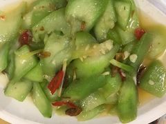 -怡园酒家(陈政路店)