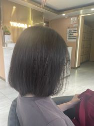 -一東造型烫发染发