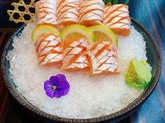 三文鱼腩-山葵家·创意料理(宁波来福士店)