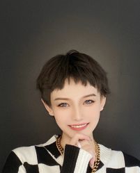 -A梦造型