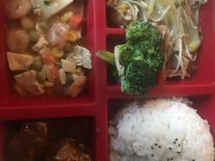 -上海漕河泾万丽酒店