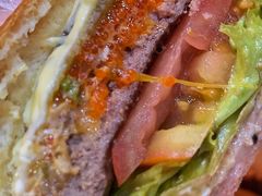 柠香蟹籽牛肉汉堡-JPG canteen(广州寺右公馆店)