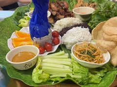 -沐毫傣泐云南菜孔雀宴•手抓饭傣味烧烤(曼听公园店)
