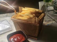 -Gurls Lounge GL酒吧