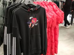 -王府井奥莱临潼小镇(临潼店)