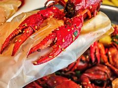 -肥肥虾庄·金牌油焖大虾(沙湖店)