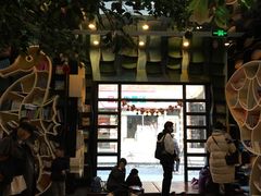 -钟书阁(松江泰晤士小镇店)