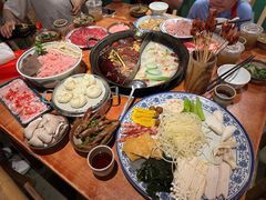 -周小明火锅(黑金冠社区店)