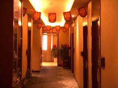 -鼎族怡华·指压·油压·经络(西单昌盛大厦店)