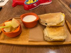 -必胜客(打浦桥日月光店)