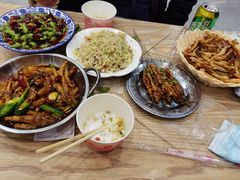 -江城燕子大排档(江汉路步行街店)