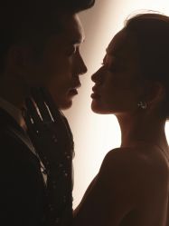 点击看大图 -至臻微拉婚纱摄影