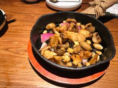 菌临天下-云海肴·汽锅鸡·云南菜(美罗城店)