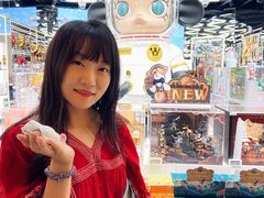-泡泡玛特POPMART(侨福芳草地店)