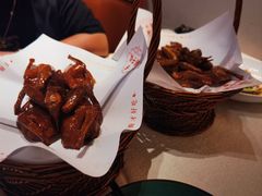 -鸽子侯·家宴·平价海鲜(绿地店)