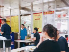 大堂-华威达牛庄(黄埔大道西店)
