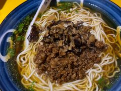 -砖头卤味