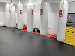-巨鹿格斗学院·拳击·搏击(石厦店)