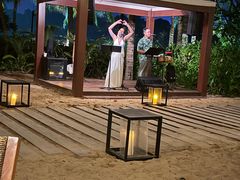 -三亚艾迪逊酒店·海滩烧烤 BARBACOA·现场乐队·浪漫晚餐·烧烤海鲜