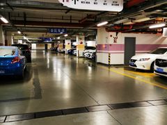 -中原城市广场-停车场