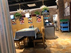 大堂-山玲湾新疆菜(立清路店)