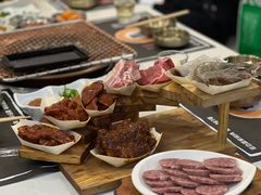 -艺林烤肉城(光明店)