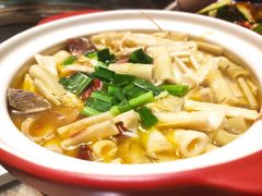风干肉笋干煲-好灶头妈妈菜·千岛湖柴火鱼餐厅(桐庐店)