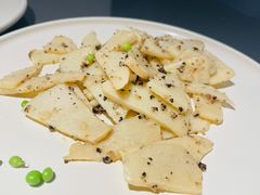 松露酱炒笋尖-小大董·烤鸭(观景餐厅·南京西路店)