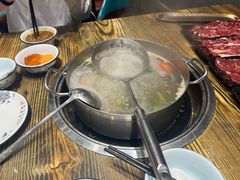 -刘少华贵州小黄牛·鲜牛肉火锅(总店)