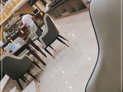 -碧中海汤泉汗蒸酒店