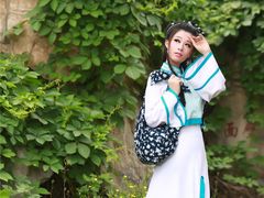 -九月鹰飞汉服摄影工作室